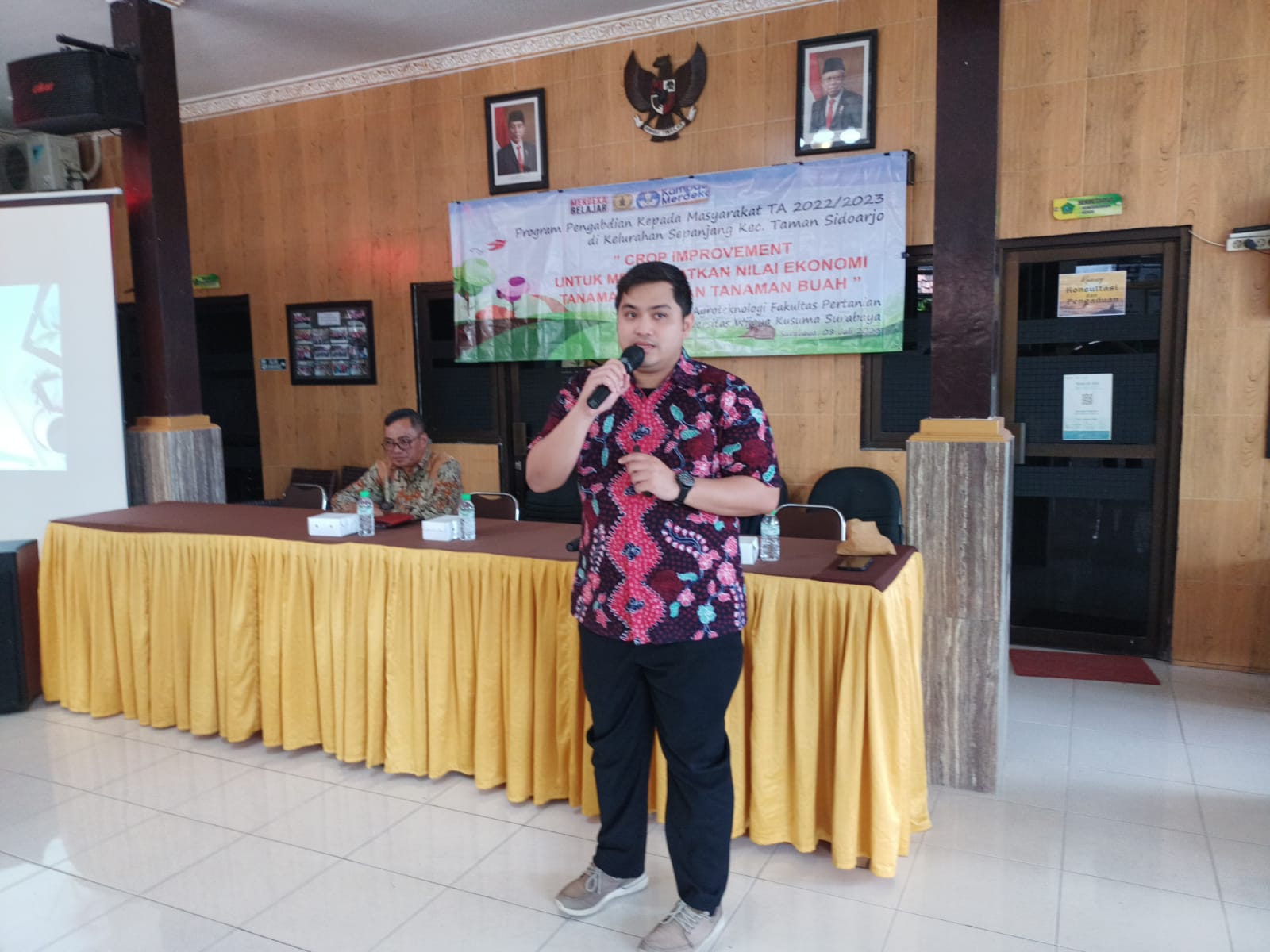 "Optimalkan Keuangan UMKM: Dosen Akuntansi UNUSIDA Gelar Pelatihan Penyusunan Laporan Keuangan dengan Aplikasi Buku Warung"
